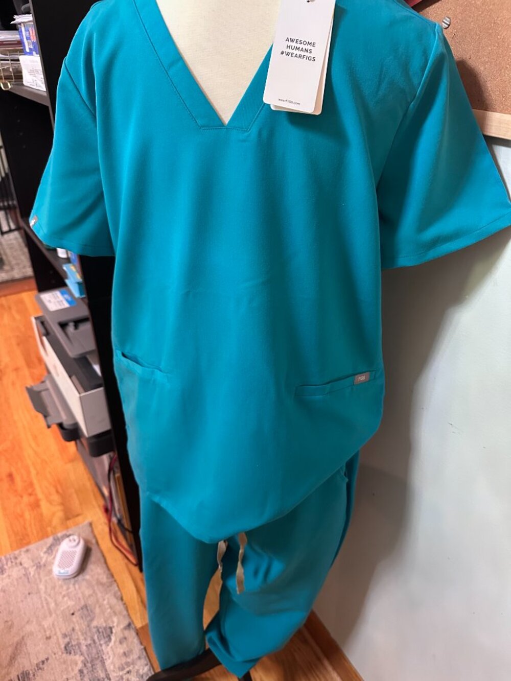 ⚕️ SCRUBS FOR SALE! ⚕️ - Picture 2 of 12